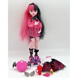 Draculaura Mattel Monster High Core Doll G3 Draculaura & Pet Count Fabulous